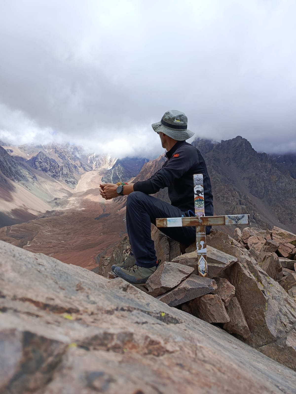 Iniciación al montañismo y trekking de altura en Vallecitos Mendoza, Cordón del Plata